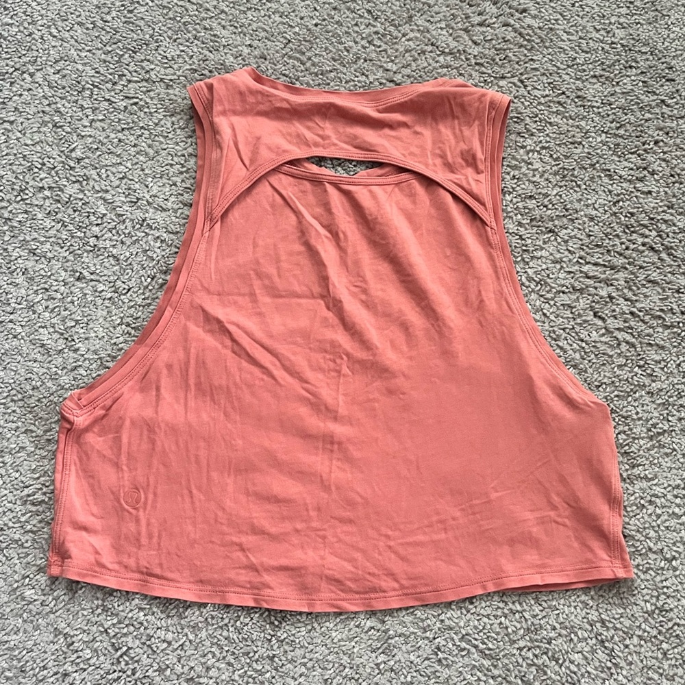 Lululemon Cut Back Crop Tank Top - Picture 2 of 3